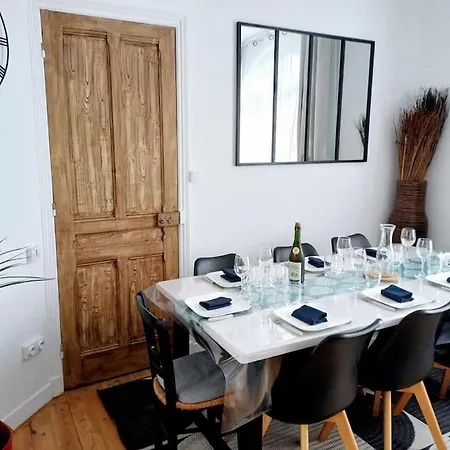 Maison De Familiale A