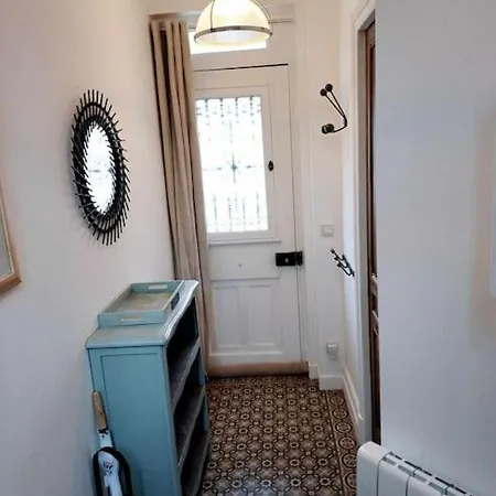 Maison De Familiale A * تروفيي سور مير